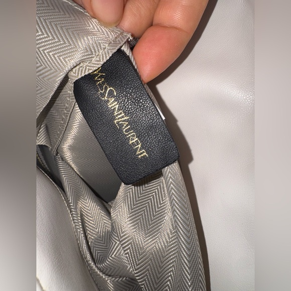 White and gold large leather  tote bag with attached wallet - Picture 9 of 15